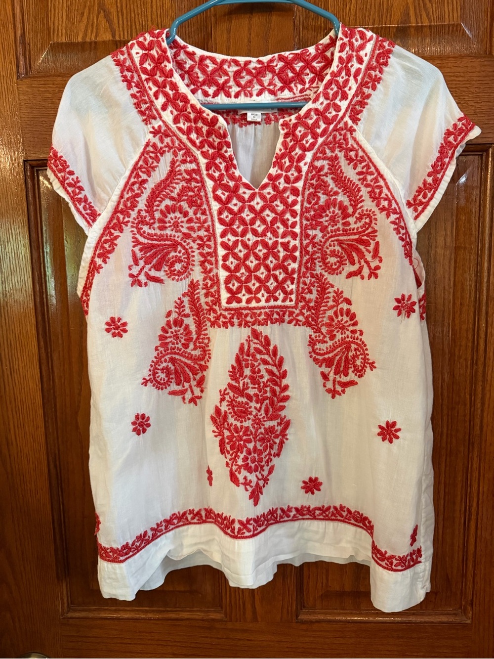 Karyn Seo Large White Tunic Pullover Coral Hand Embroidery V Neck